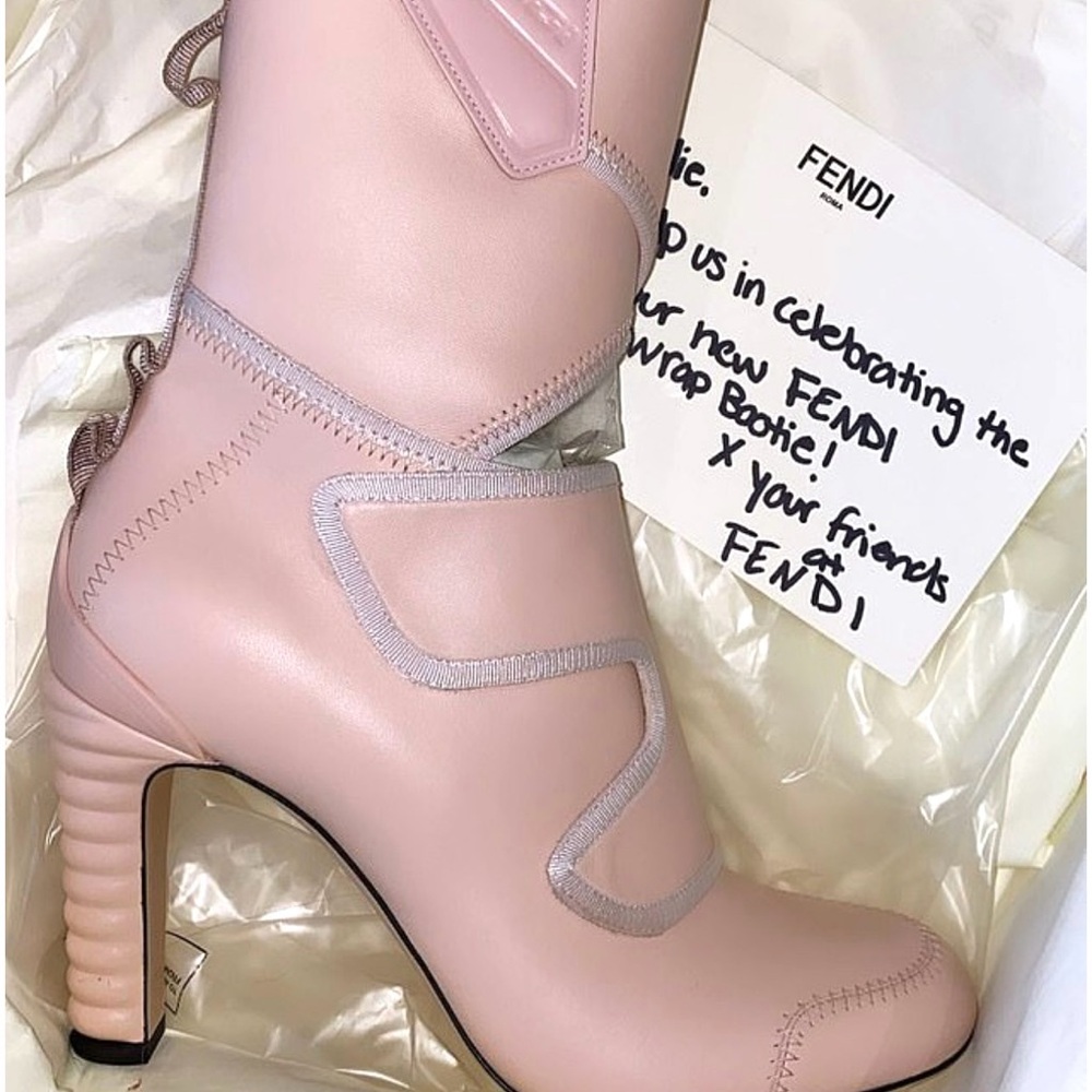 Kylie Jenner’s Vitello Logo Tape Promenade Ankle Boots 38.5